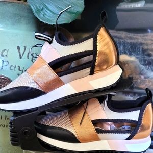 Steve Madden Rose Gold Antics Sneakers size 7.5